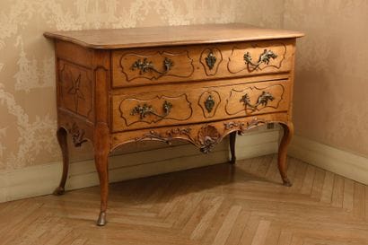 Commode, Vallée du Rhône, d’époque Louis...