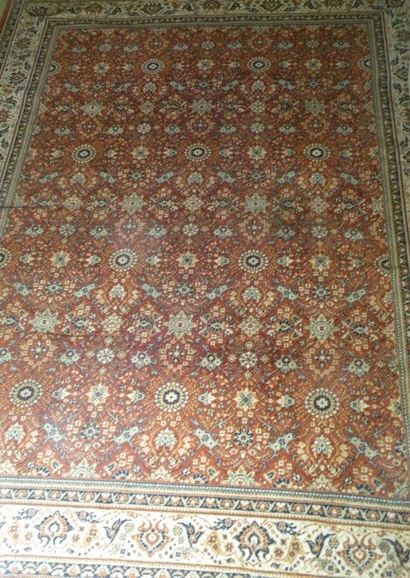 Caucase, tapis à décor géométrique à fond...
