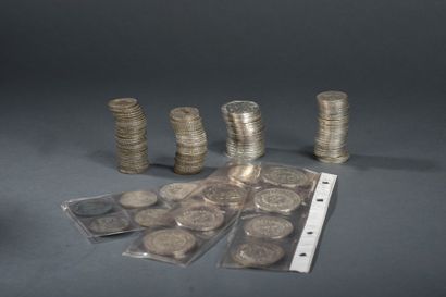Important lot de pièces en argent