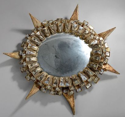 Line VAUTRIN (1913-1977)

Miroir modèle Tudor...