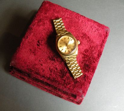 ROLEX Oyster Perpetual Date

Montre-bracelet...