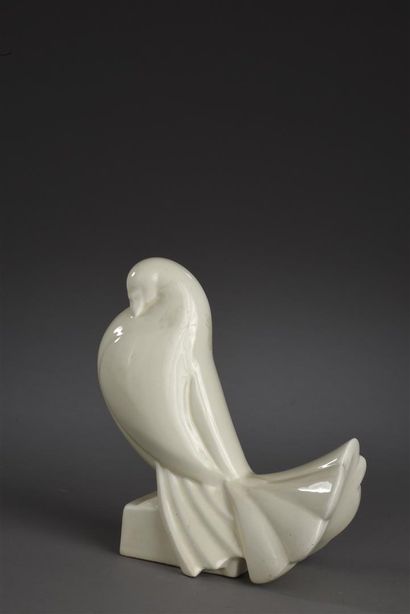 Jacques ADNET (1900-1984)
Pigeon
Céramique...