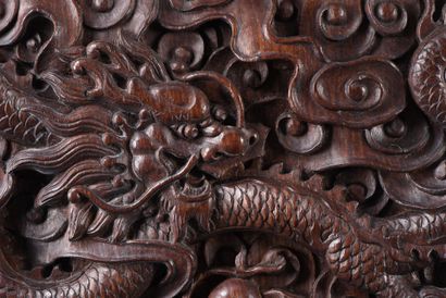 Paire d'armoires et leurs coffres en huali
Chine,...