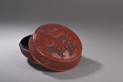 Boîte ronde couverte en laque rouge sculptée
Chine,...