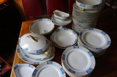 Bernardaud, Limoges. Service en porcelaine,...
