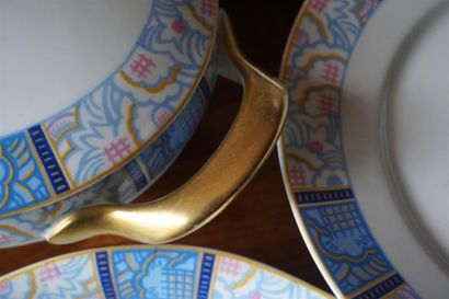 Bernardaud, Limoges. Service en porcelaine,...