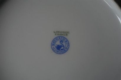 Bernardaud, Limoges. Service en porcelaine,...