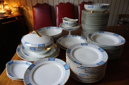 Bernardaud, Limoges. Service en porcelaine,...