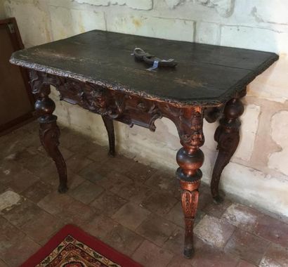 Console en bois naturel du début du XVIIIe...