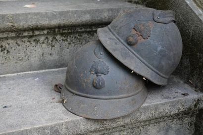 Deux casques Adrian. 1914/1918.									