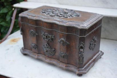 Boîte à thé. Epoque Louis Philippe.					...