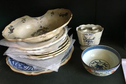 Lot de porcelaine et faïences diverses 