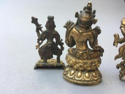 CINQ STATUETTES en bronze doré
Tibet, XVIIIe...