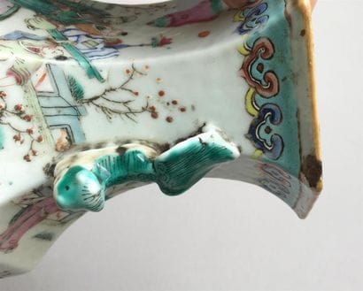 Vase en porcelaine polychrome
Chine
De forme...