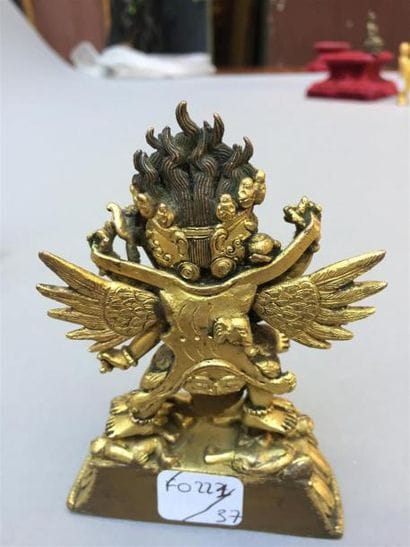 STATUETTE DE VAJRAKILAYA et sa parèdre en...