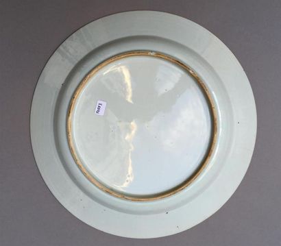 Plat en porcelaine famille rose
Chine, XVIIIe...