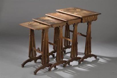 Émile GALLÉ (1846-1904)
Suite de quatre tables...