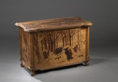 Émile GALLÉ (1846-1904)
Coffre à bois aux...