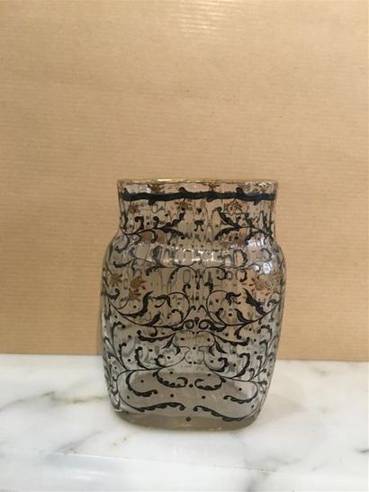 Petit vase aux Chardons
Épreuve de tirage...