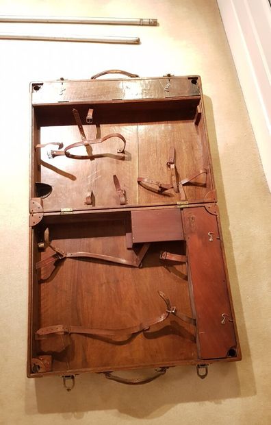 Mahogany picnic table case with removable...