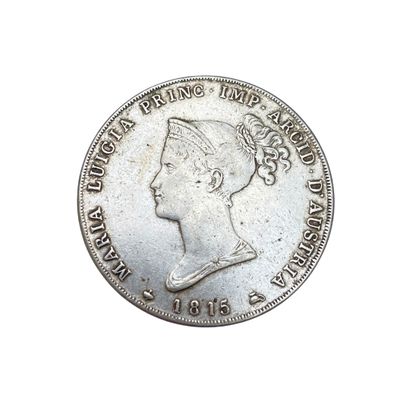 Lot of coins and currency including:
-7 medals...