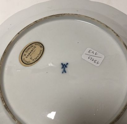 KIND OF MEISSEN

Porcelain plate with landscapes...