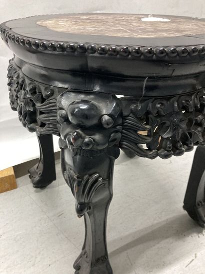 Blackened wood saddle with four legs, marble...