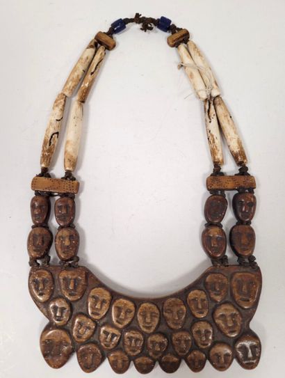 Set of 4 ornaments, Tibet or Nepal, 20th...