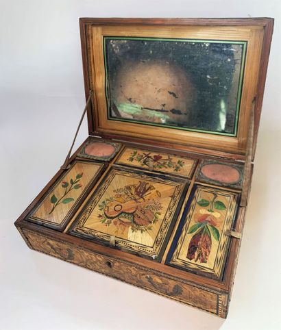 Box in straw marquetry