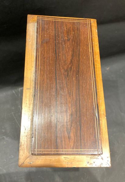 Portico clock in veneer with marquetry decoration
Napoleon...