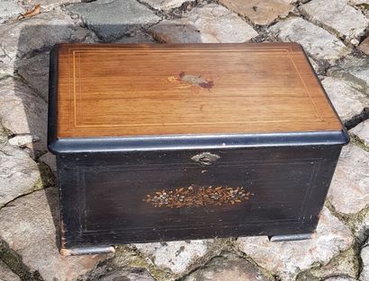 Swiss music box with eight tunes made of...
