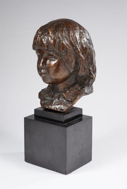 School of the XXth century 
Bust of Coco
Proof...