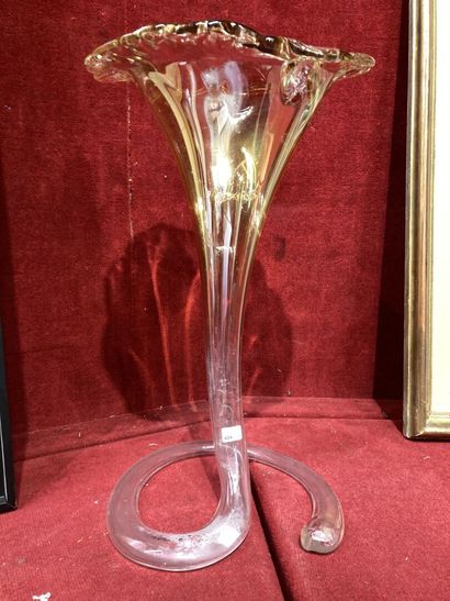 Large horned vase in blown glass
Modern ...