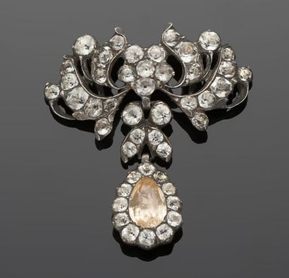 Passant de collier métal argenté ou argent...