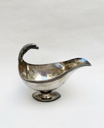 Nicolas-Théodore CAILLIEZ
Saucière en argent...
