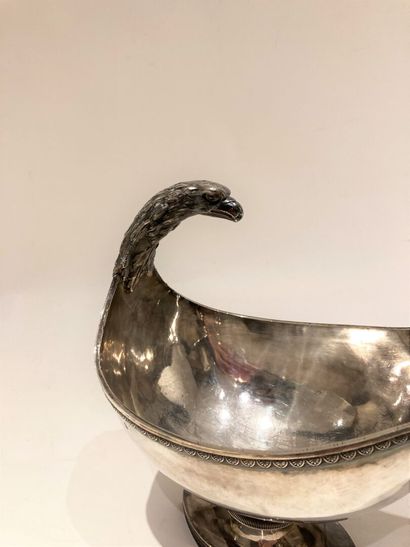 Nicolas-Théodore CAILLIEZ
Saucière en argent...