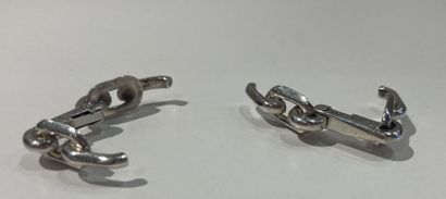 HERMÈS
Boutons de manchette en argent 1er...