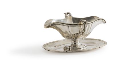 Charles GLACHAN
Saucière en argent 1er titre...