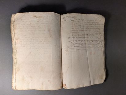 TERRIER, AUBE. 2 registres manuscrits, 1608-1614...