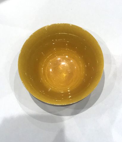 Lot including:
-CHINA 
A small circular bowl...