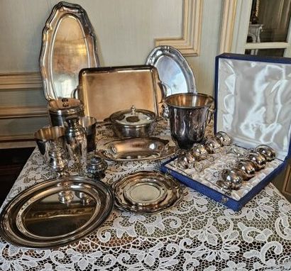 Important lot of silver plated metal including...