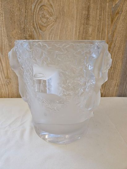 LALIQUE
Bacchante vase in molded and pressed...