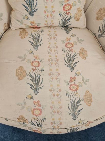 Louis XVI-style molded natural wood Bergère...