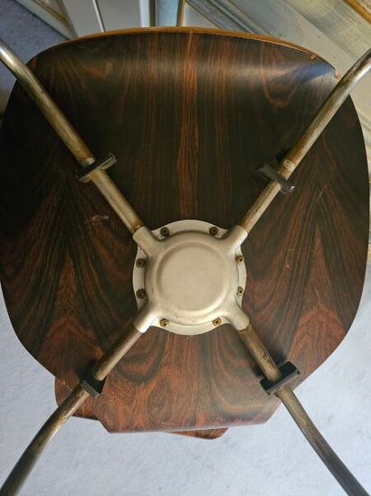 Arne JACOBSEN for Fritz Hansen
Ant Chair...