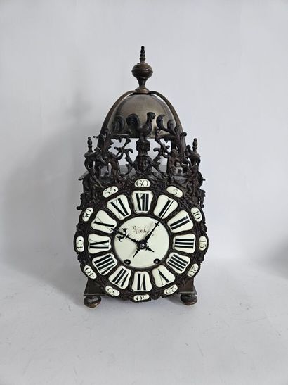 Steel cockerel clock decorated with figures,...