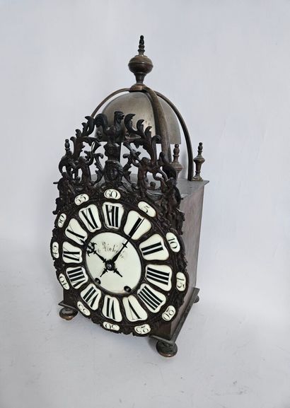Steel cockerel clock decorated with figures,...