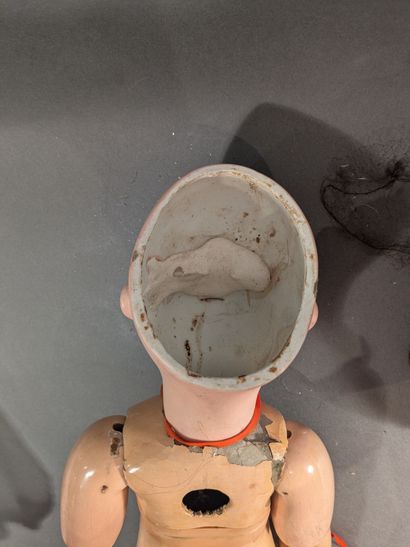 Doll, porcelain head marked DEPOSÉ, fixed...