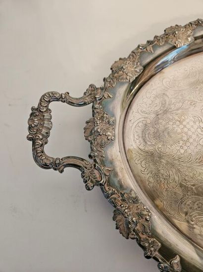Large serving tray with two handles in silver-plated...