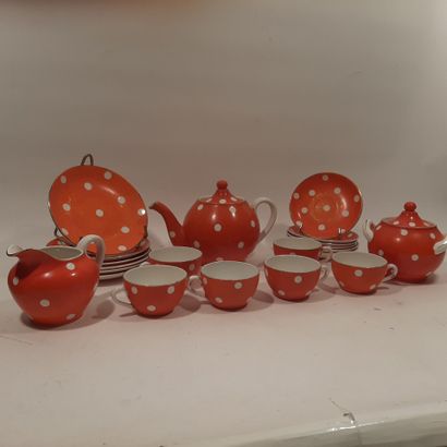SARREGUEMINES
Tea service part

LOT SOLD...