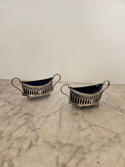 Pair of 950‰ 1st-rate silver salt cellars,...